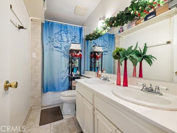 14520 Plummer St. 21, Panorama City (los Angeles) CA 91402