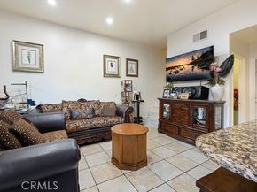 14520 Plummer St. 21, Panorama City (los Angeles) CA 91402