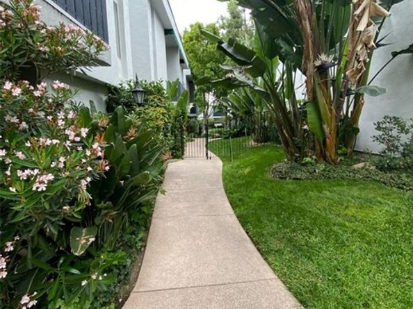 18645 Hatteras Street 278, Tarzana (los Angeles) CA 91356