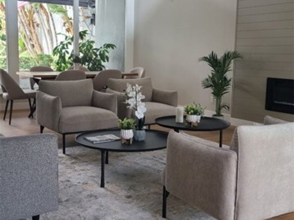 18645 Hatteras Street 278, Tarzana (los Angeles) CA 91356