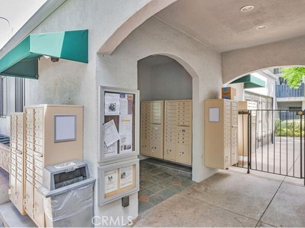 18645 Hatteras Street 278, Tarzana (los Angeles) CA 91356