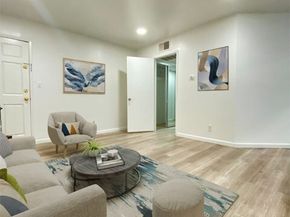 18645 Hatteras Street 278, Tarzana (los Angeles) CA 91356