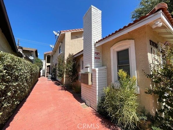 17175 Chatsworth Street, Granada Hills (los Angeles) CA 91344