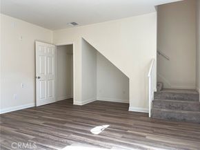 17175 Chatsworth Street, Granada Hills (los Angeles) CA 91344