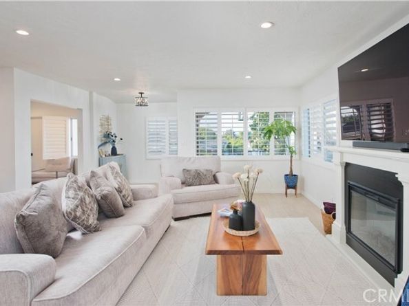 1343 W 15th, San Pedro (los Angeles) CA 90732