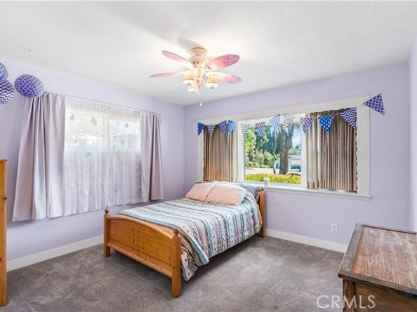 11223 White Oak Avenue, Granada Hills (los Angeles) CA 91344