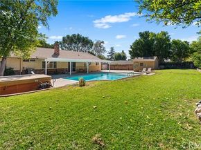 11223 White Oak Avenue, Granada Hills (los Angeles) CA 91344