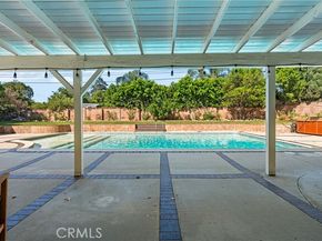 11223 White Oak Avenue, Granada Hills (los Angeles) CA 91344