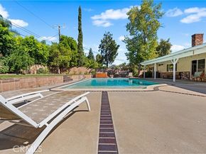 11223 White Oak Avenue, Granada Hills (los Angeles) CA 91344