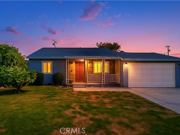 8406 Lennox Avenue, Panorama City (los Angeles) CA 91402
