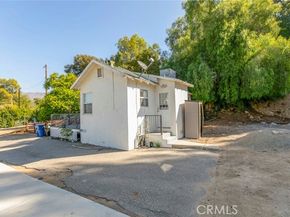 9442 Hillrose, Burbank CA 91040