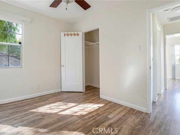 9442 Hillrose, Burbank CA 91040