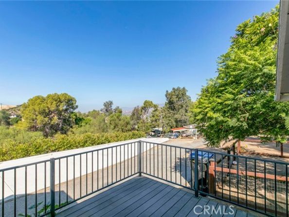 9442 Hillrose, Burbank CA 91040