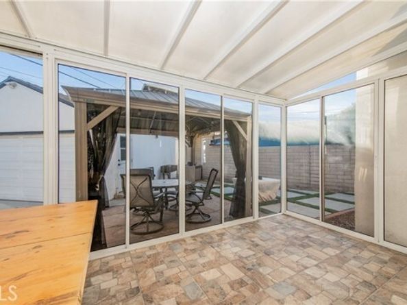 7315 Ariel, Reseda (los Angeles) CA 91335