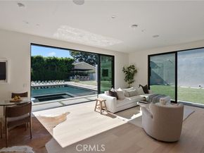 23416 Califa Street, Woodland Hills (los Angeles) CA 91367