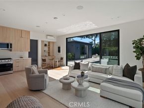 23416 Califa Street, Woodland Hills (los Angeles) CA 91367