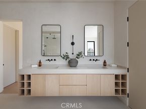 23416 Califa Street, Woodland Hills (los Angeles) CA 91367