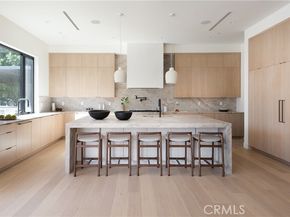 23416 Califa Street, Woodland Hills (los Angeles) CA 91367