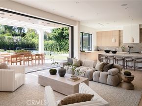 23416 Califa Street, Woodland Hills (los Angeles) CA 91367