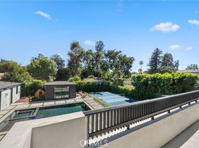 23416 Califa Street, Woodland Hills (los Angeles) CA 91367
