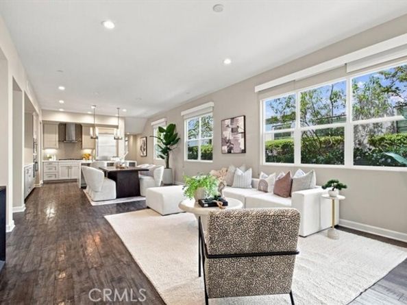 166 Follyhatch, Irvine CA 92618
