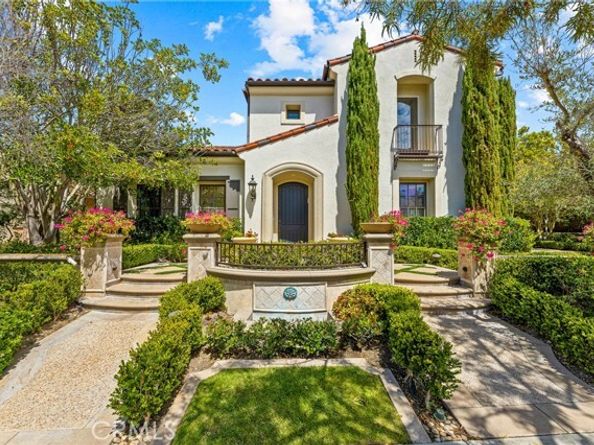 28 Blue Summit, Irvine CA 92603