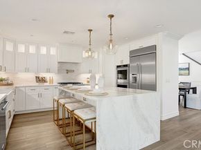 17 Blanco, Lake Forest (el Toro) CA 92610