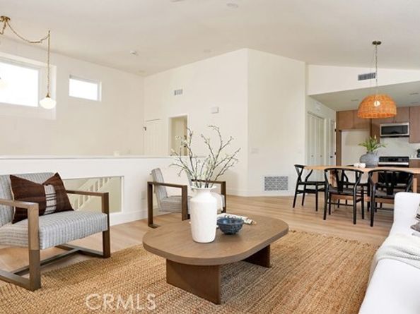 11 Jameson, Lake Forest (el Toro) CA 92610