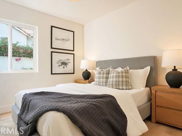 11 Jameson, Lake Forest (el Toro) CA 92610