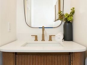 11 Jameson, Lake Forest (el Toro) CA 92610