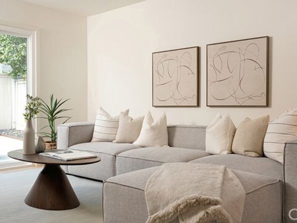 11 Jameson, Lake Forest (el Toro) CA 92610