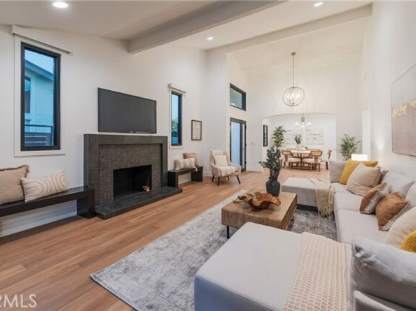 35 Beachcomber Drive, Corona Del Mar (newport Beach) CA 92625
