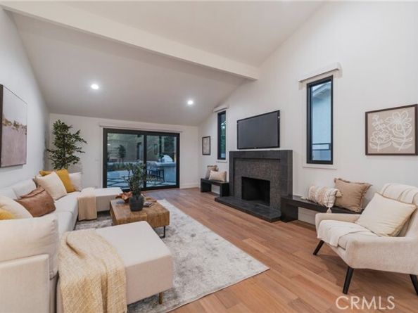 35 Beachcomber Drive, Corona Del Mar (newport Beach) CA 92625