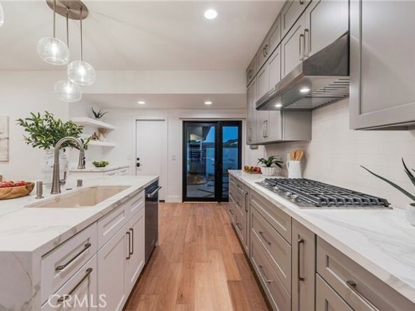 35 Beachcomber Drive, Corona Del Mar (newport Beach) CA 92625