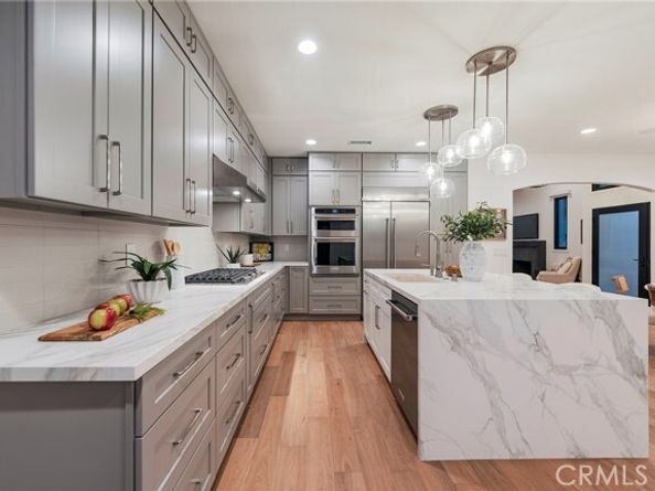 35 Beachcomber Drive, Corona Del Mar (newport Beach) CA 92625