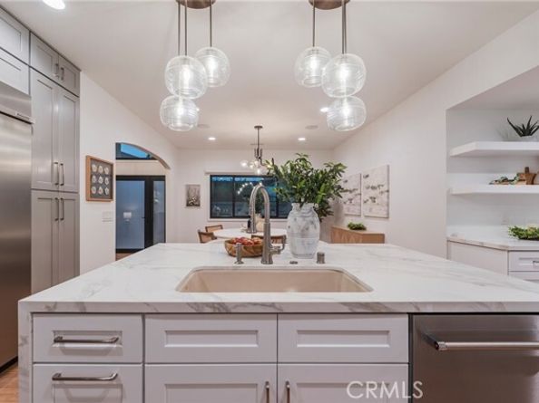 35 Beachcomber Drive, Corona Del Mar (newport Beach) CA 92625
