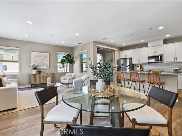 109 Alder Ridge, Lake Forest (el Toro) CA 92610
