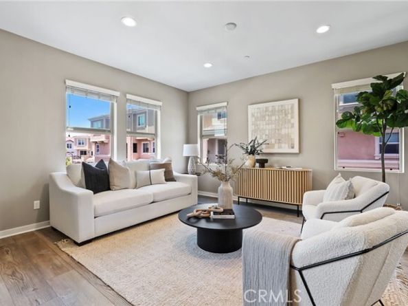 109 Alder Ridge, Lake Forest (el Toro) CA 92610