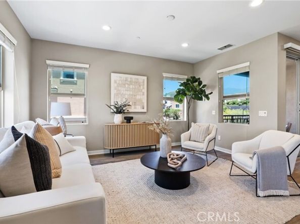 109 Alder Ridge, Lake Forest (el Toro) CA 92610