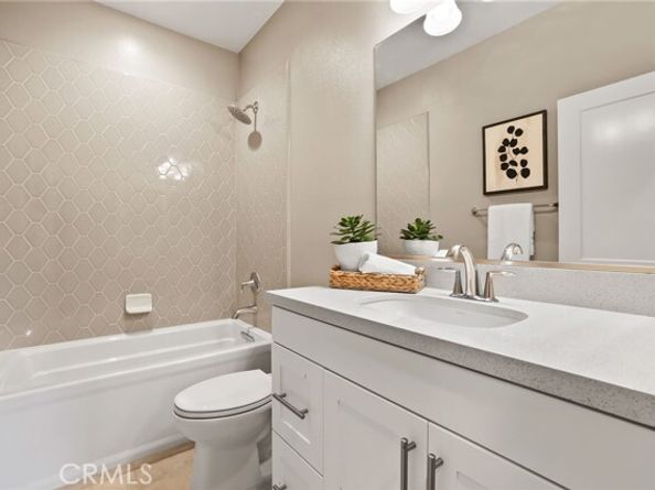 109 Alder Ridge, Lake Forest (el Toro) CA 92610