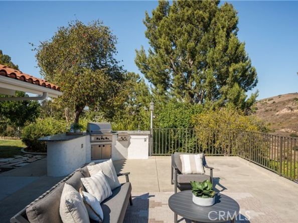 10181 Overhill Drive, Tustin CA 92705