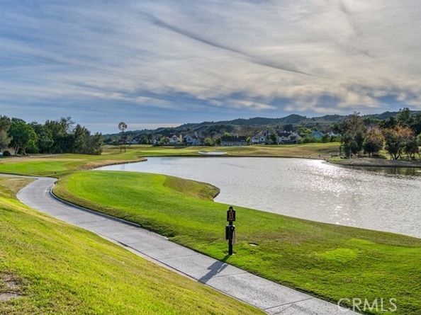 10 Shoal Creek, Laguna Hills CA 92679