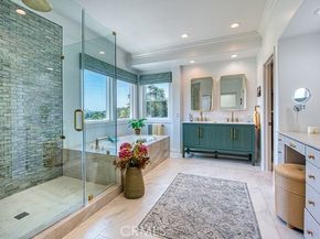 10 Shoal Creek, Laguna Hills CA 92679