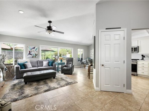 28855 Woodspring Circle, Lake Forest (el Toro) CA 92679