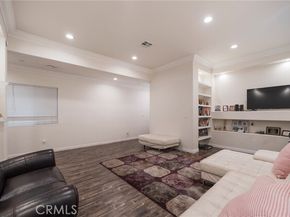 2461 Santa Ana, Los Angeles CA 90059
