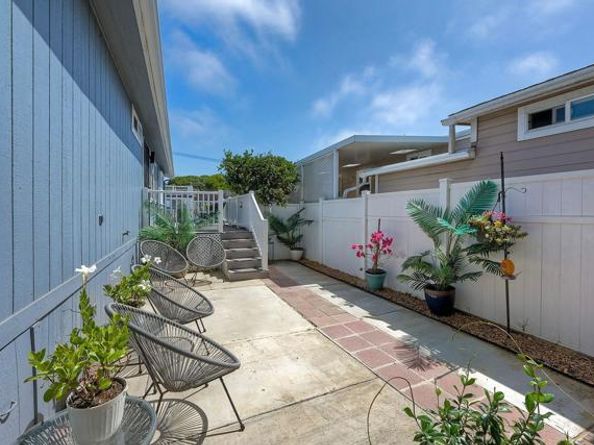 6503 Friendly Place, Carlsbad CA 92011