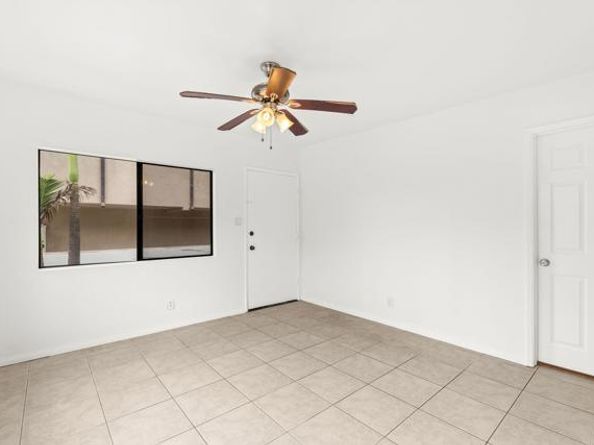 152 Redwood Avenue, Carlsbad CA 92008