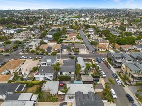 152 Redwood Avenue, Carlsbad CA 92008