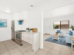 152 Redwood Avenue, Carlsbad CA 92008
