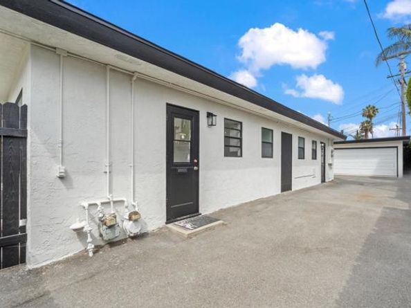 152 Redwood Avenue, Carlsbad CA 92008